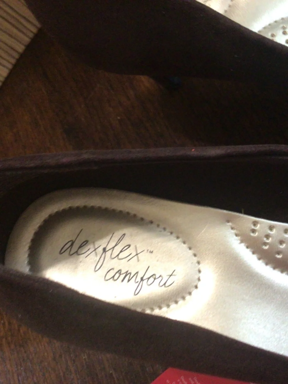 Dexflex Comfort brown fabric upper heels. Size 6 new with tags